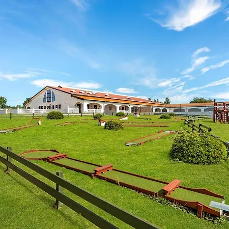 Holiday home Beautiful In With Outdoor Swimming Pool